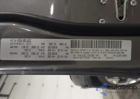 2018 Jeep Compass Limited 4X4 из США, поврежденный, VIN 3C4NJDCB1JT201899